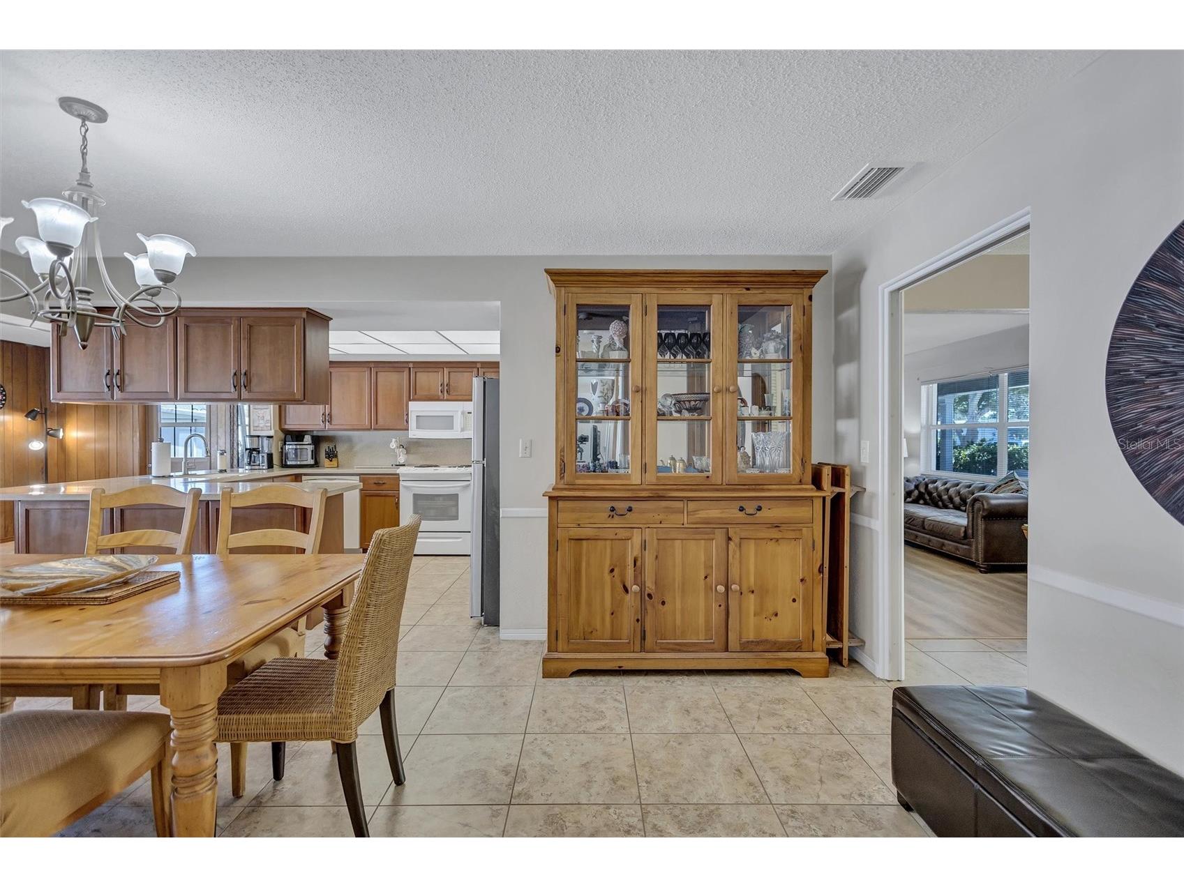 6721 13th Avenue N Saint Petersburg FL 33710 TB8437734 image9