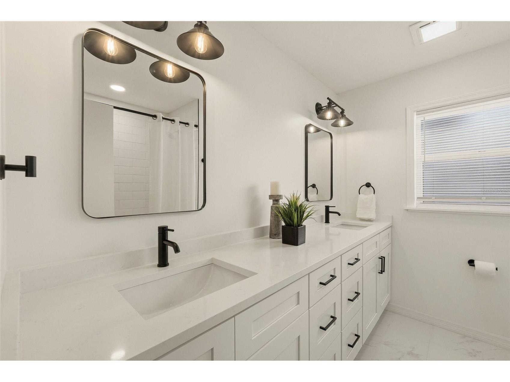 6721 13th Avenue N Saint Petersburg FL 33710 TB8509815 image14