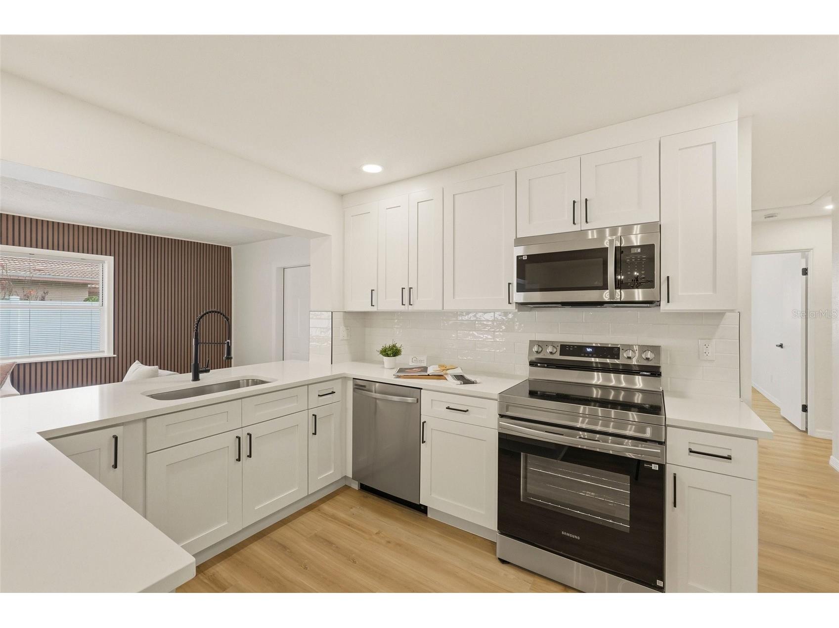 6721 13th Avenue N Saint Petersburg FL 33710 TB8509815 image8