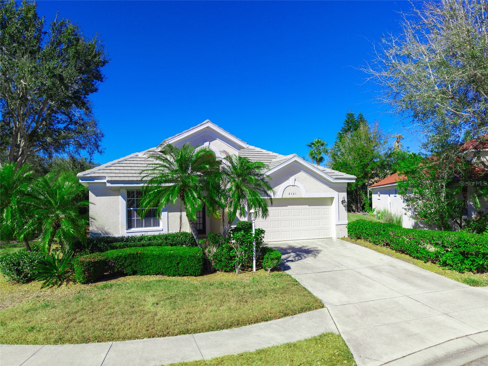 6721 Oak Manor Drive Lakewood Ranch FL 34202 A4680392 image1