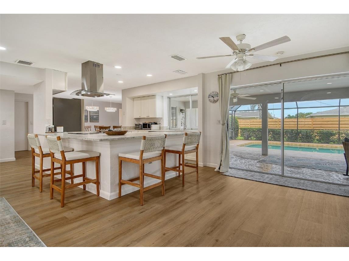 6722 Roxbury Drive Sarasota FL 34231 A4664965 image15