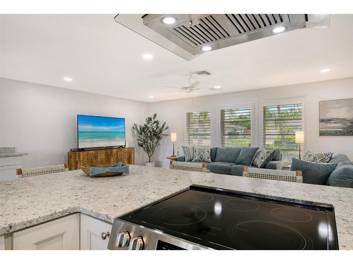 6722 Roxbury Drive Sarasota FL 34231 A4664965 image31