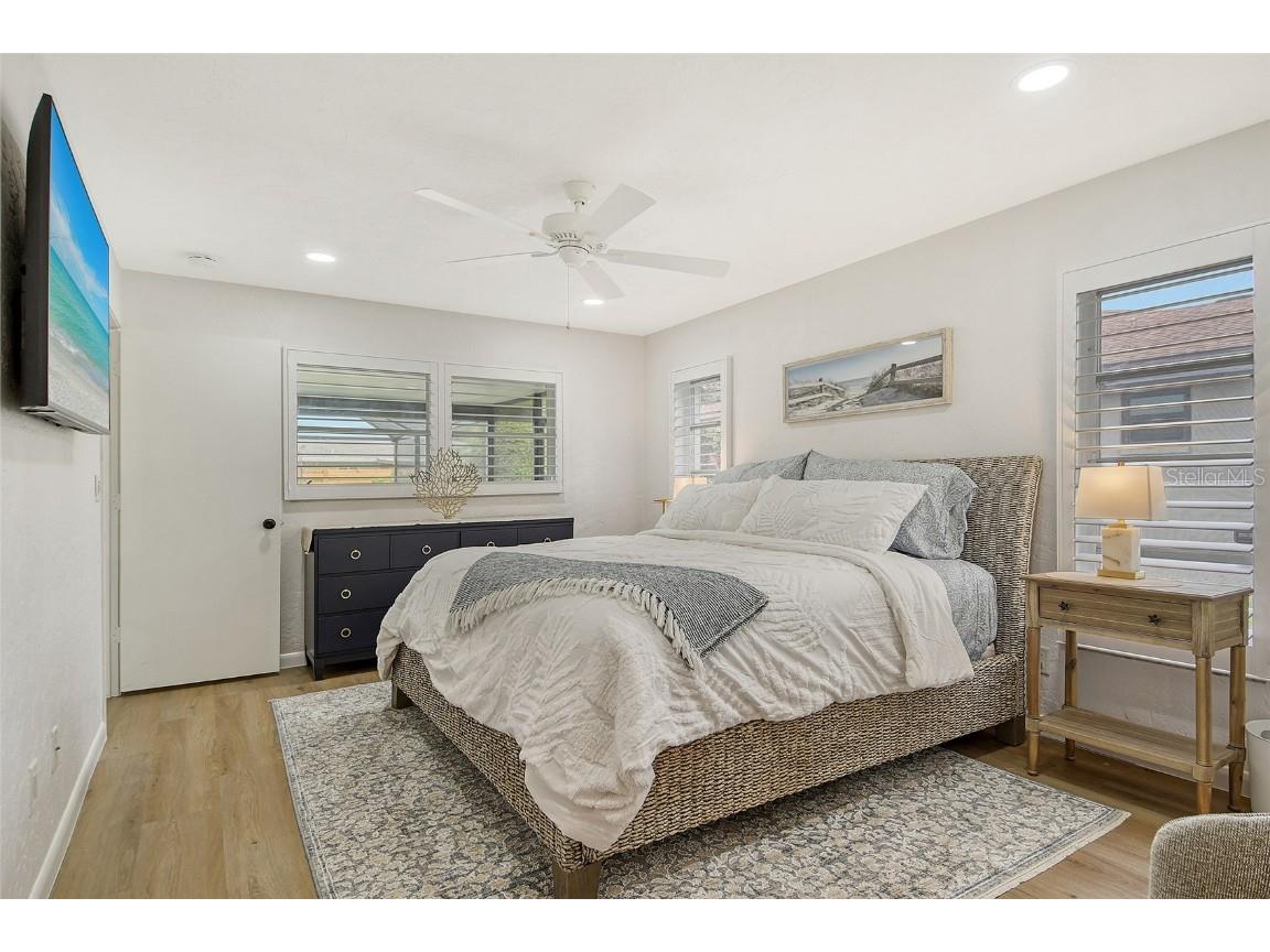 6722 Roxbury Drive Sarasota FL 34231 A4664965 image37