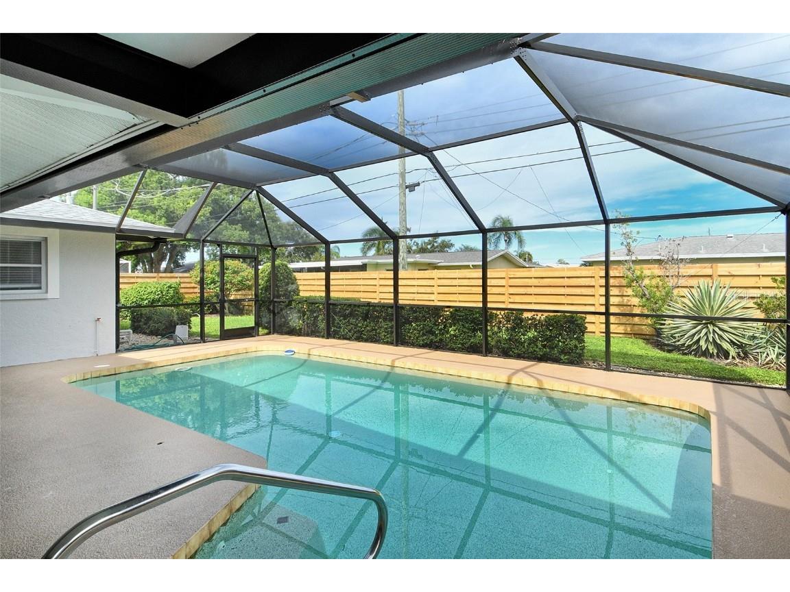 6722 Roxbury Drive Sarasota FL 34231 A4664965 image45