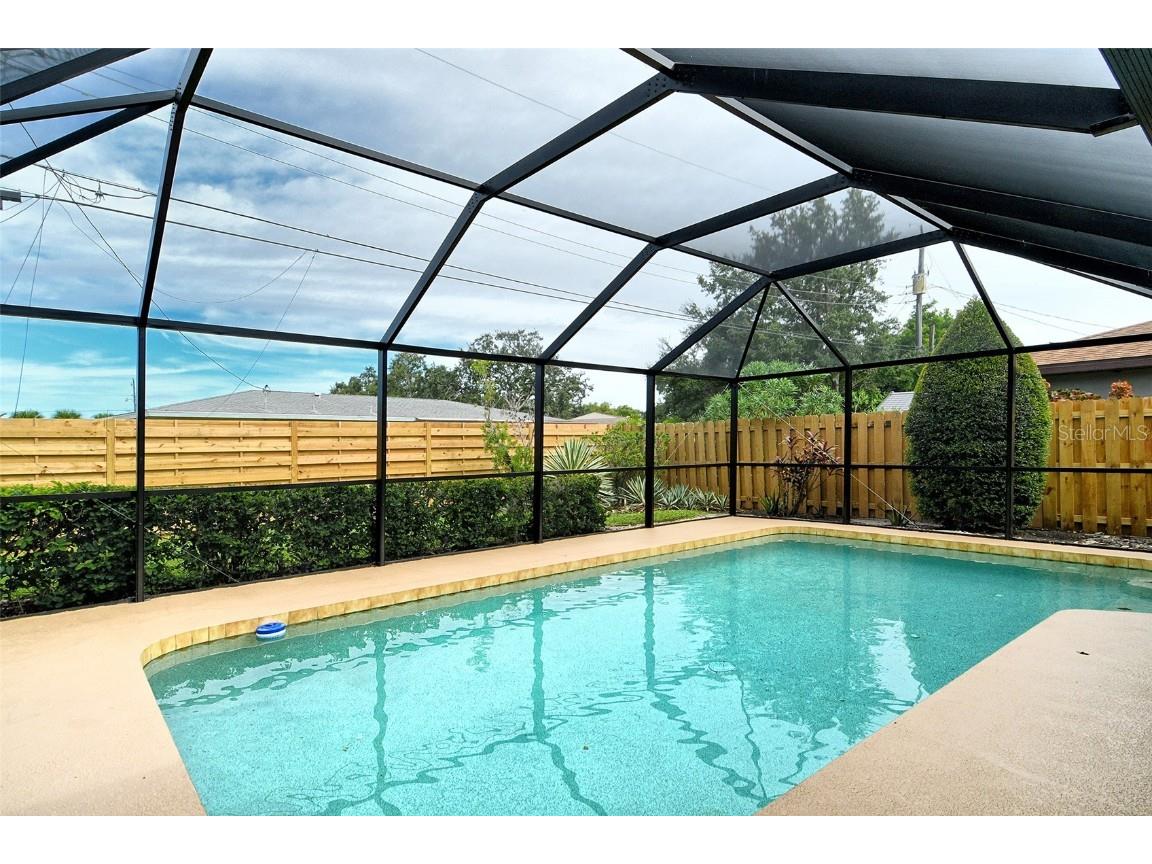 6722 Roxbury Drive Sarasota FL 34231 A4664965 image46