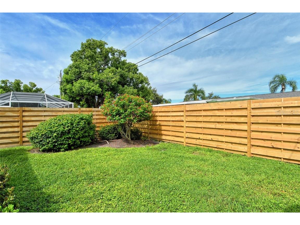 6722 Roxbury Drive Sarasota FL 34231 A4664965 image49