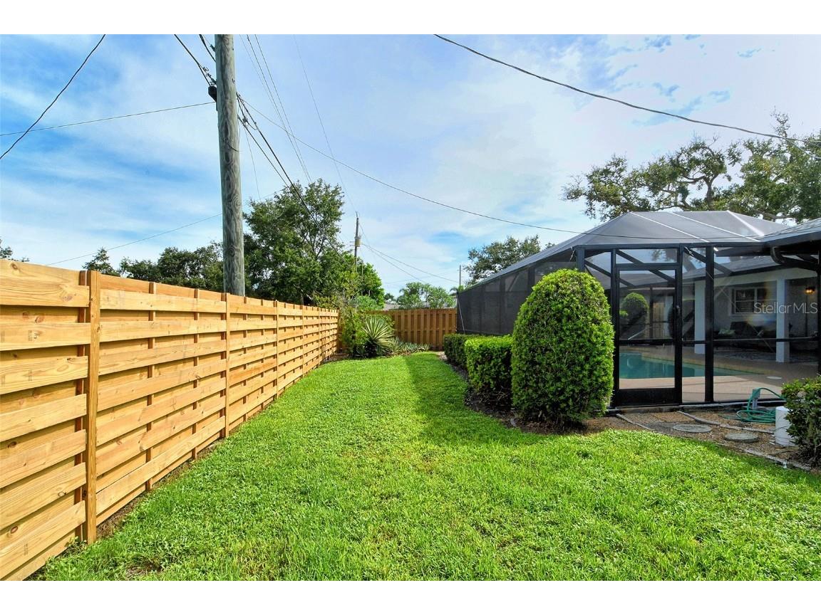 6722 Roxbury Drive Sarasota FL 34231 A4664965 image51