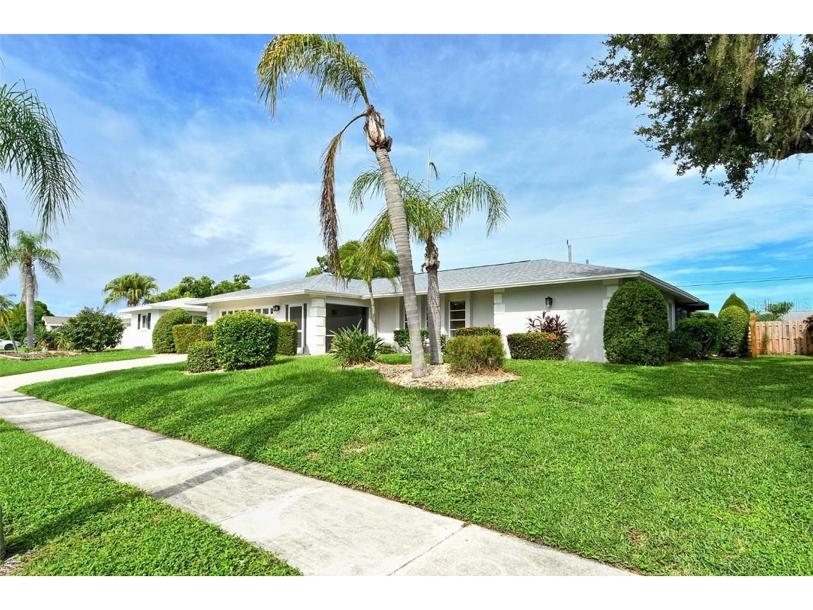 6722 Roxbury Drive Sarasota FL 34231 A4664965 image55