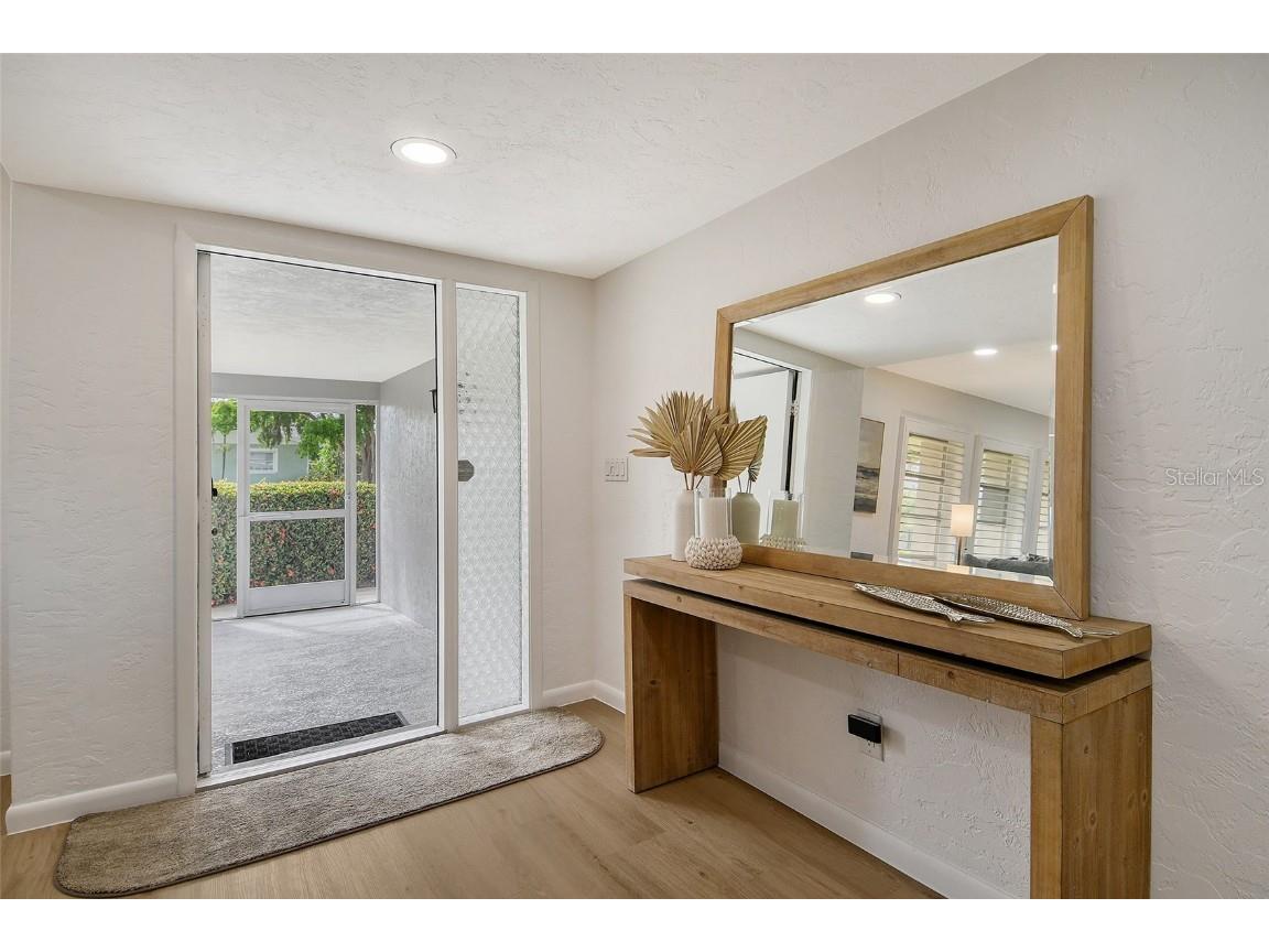 6722 Roxbury Drive Sarasota FL 34231 A4664965 image8