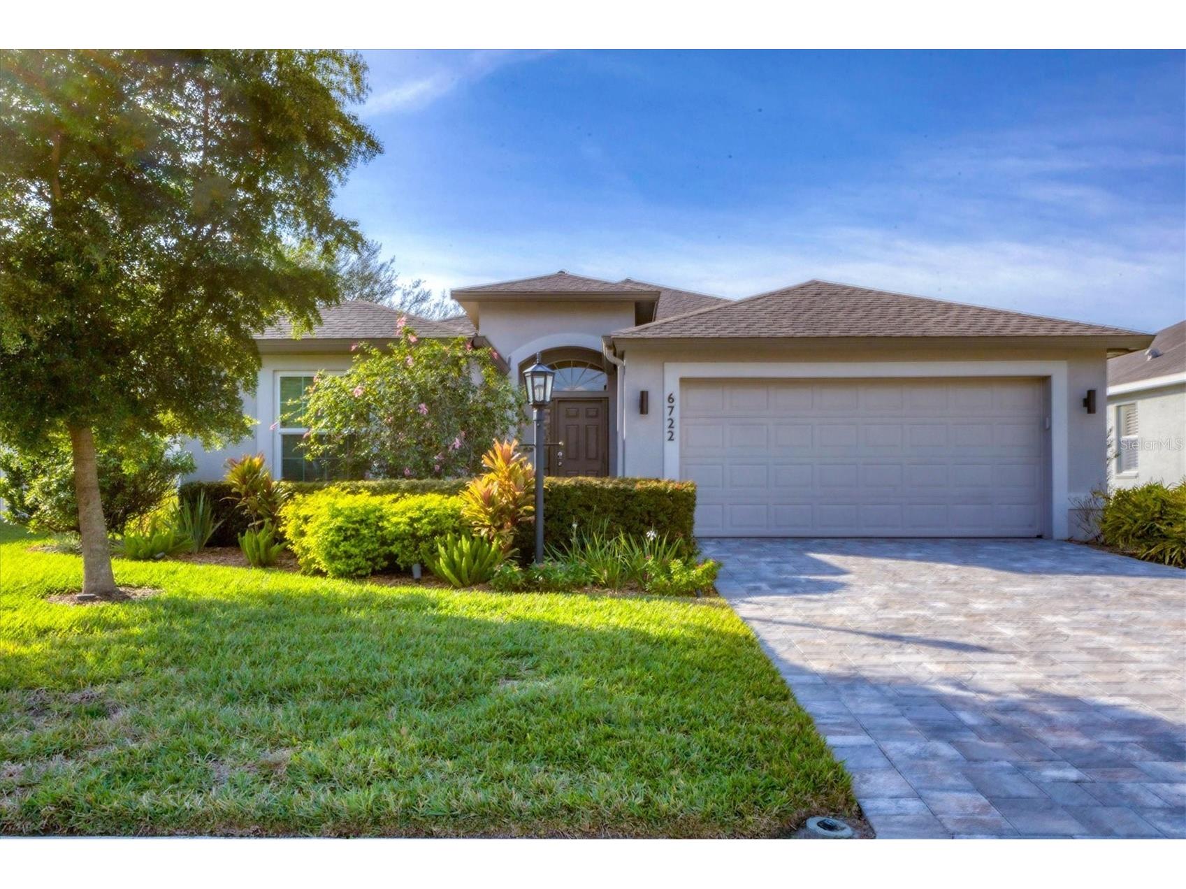 6722 W Country Club Lane Sarasota FL 34243 A4677387 image1