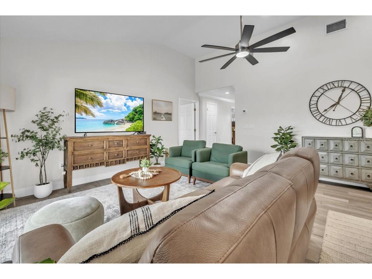 6723 Avenue C Sarasota FL 34231 C7521189 image19