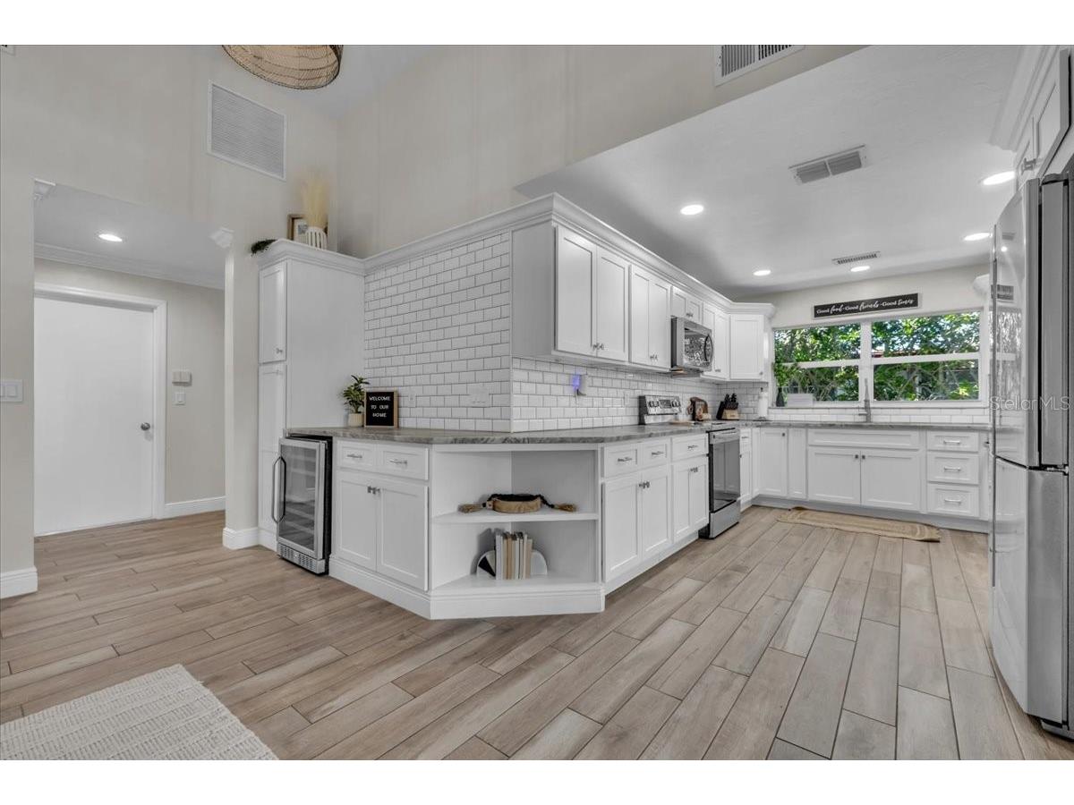 6723 Avenue C Sarasota FL 34231 C7521189 image27