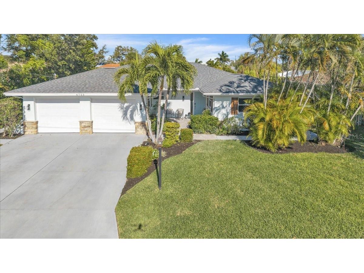 6723 Avenue C Sarasota FL 34231 C7521189 image3