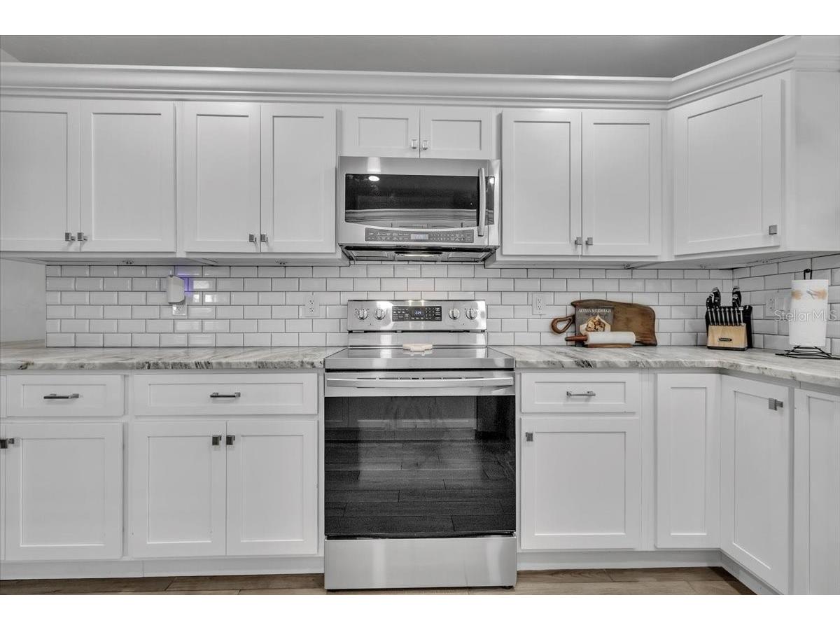 6723 Avenue C Sarasota FL 34231 C7521189 image32