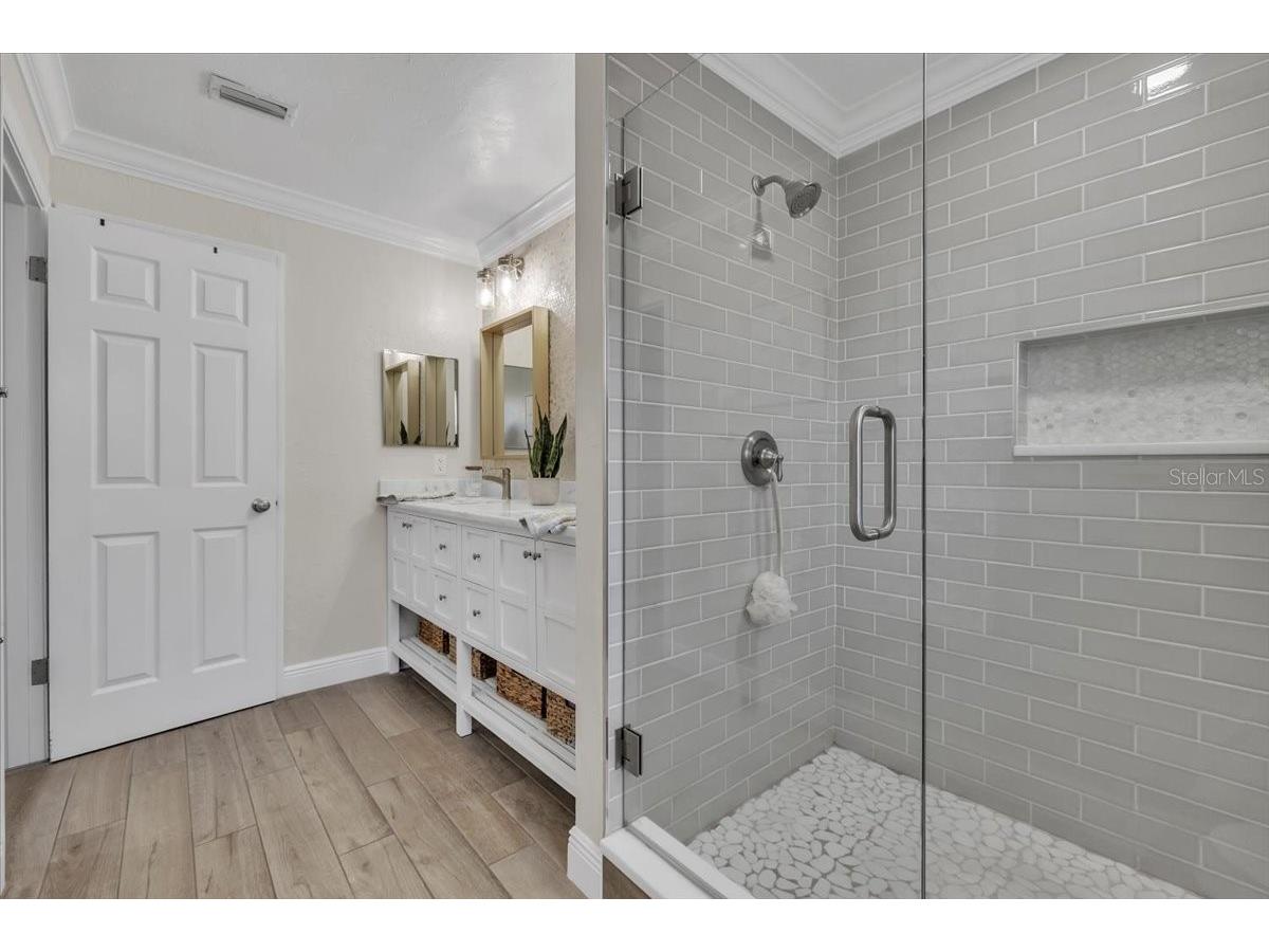 6723 Avenue C Sarasota FL 34231 C7521189 image48