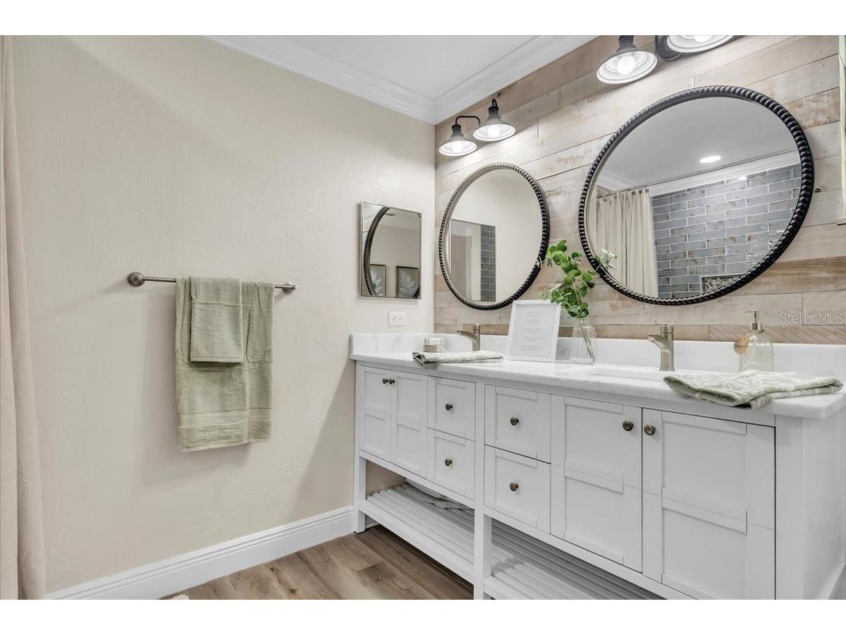 6723 Avenue C Sarasota FL 34231 C7521189 image60