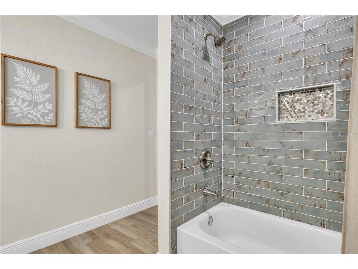 6723 Avenue C Sarasota FL 34231 C7521189 image62