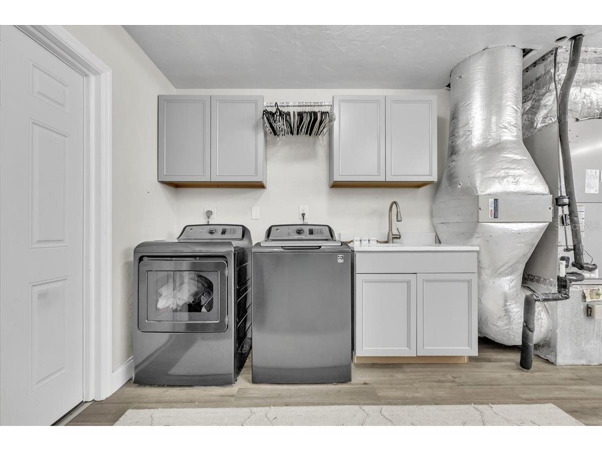 6723 Avenue C Sarasota FL 34231 C7521189 image68