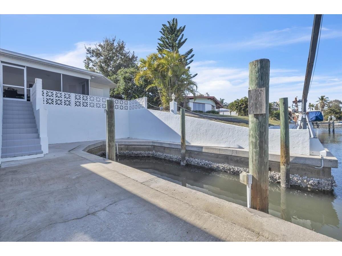 6723 Avenue C Sarasota FL 34231 C7521189 image80