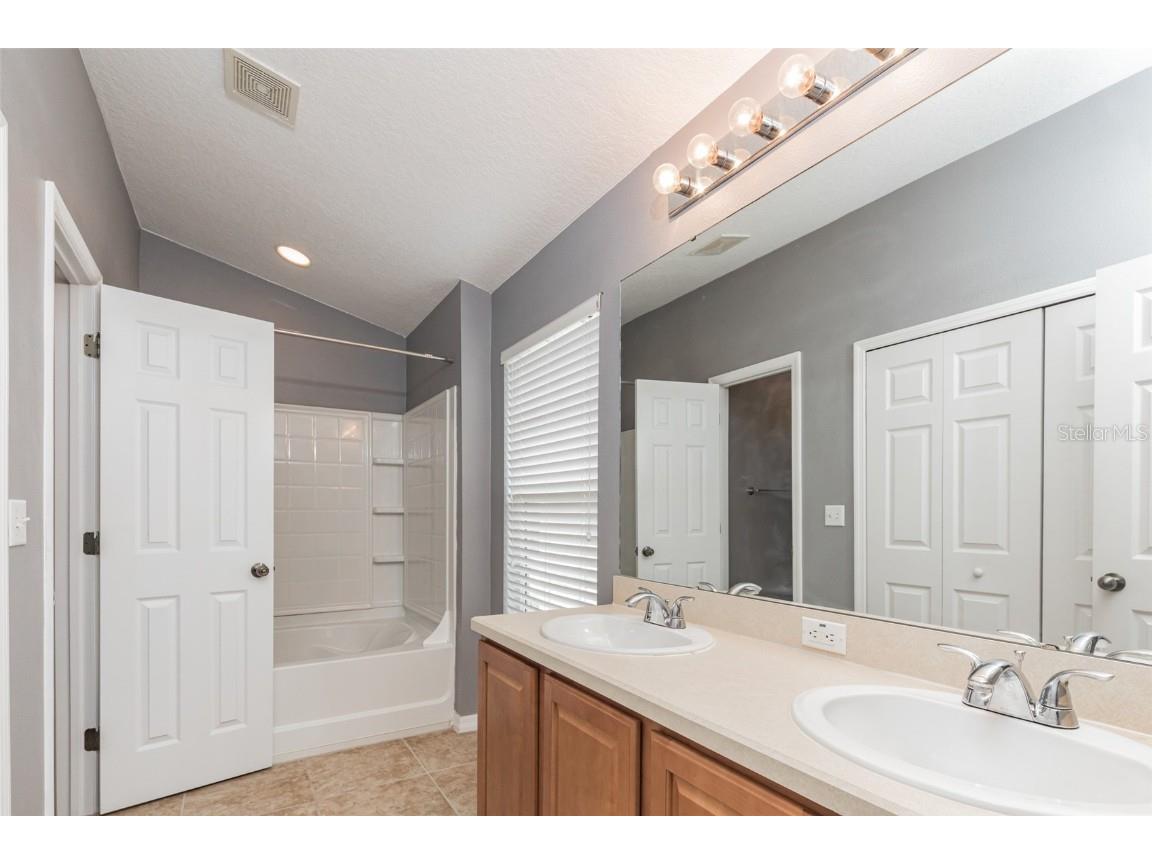 6723 Breezy Palm Drive Riverview FL 33578 TB8424734 image11