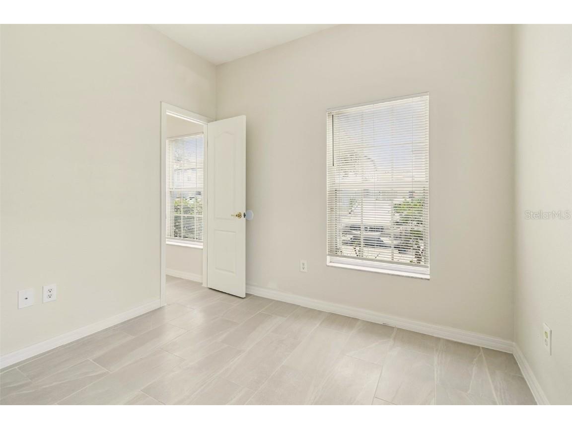 6723 Lake Camden Way Gibsonton FL 33534 TB8404325 image12