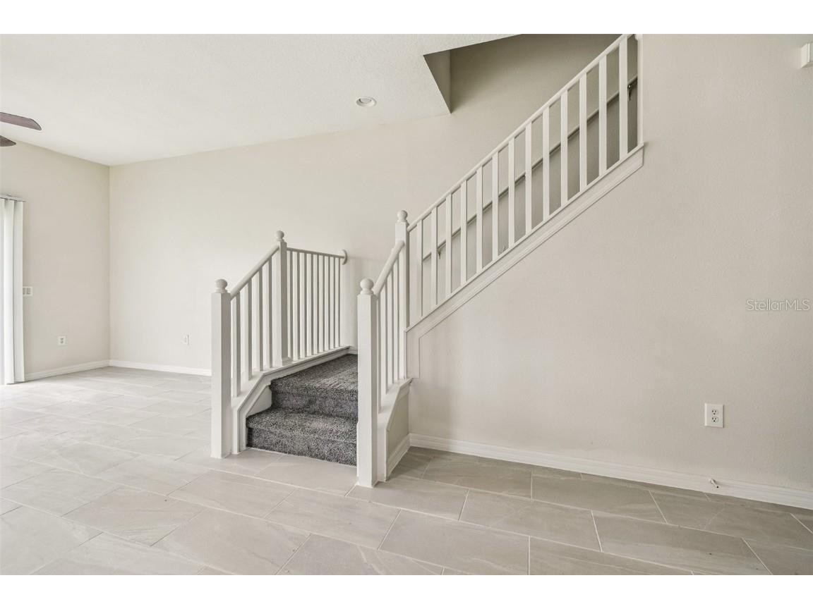 6723 Lake Camden Way Gibsonton FL 33534 TB8404325 image16