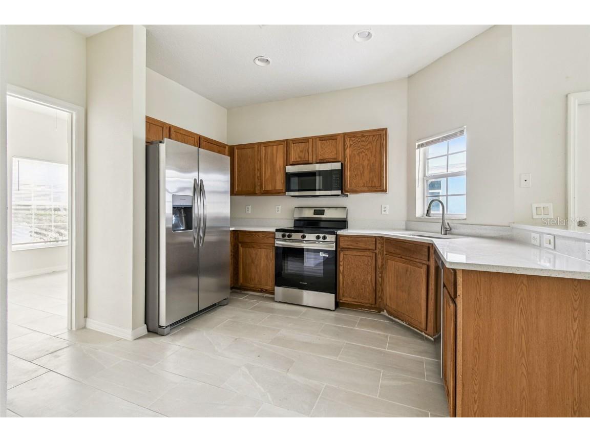 6723 Lake Camden Way Gibsonton FL 33534 TB8404325 image9