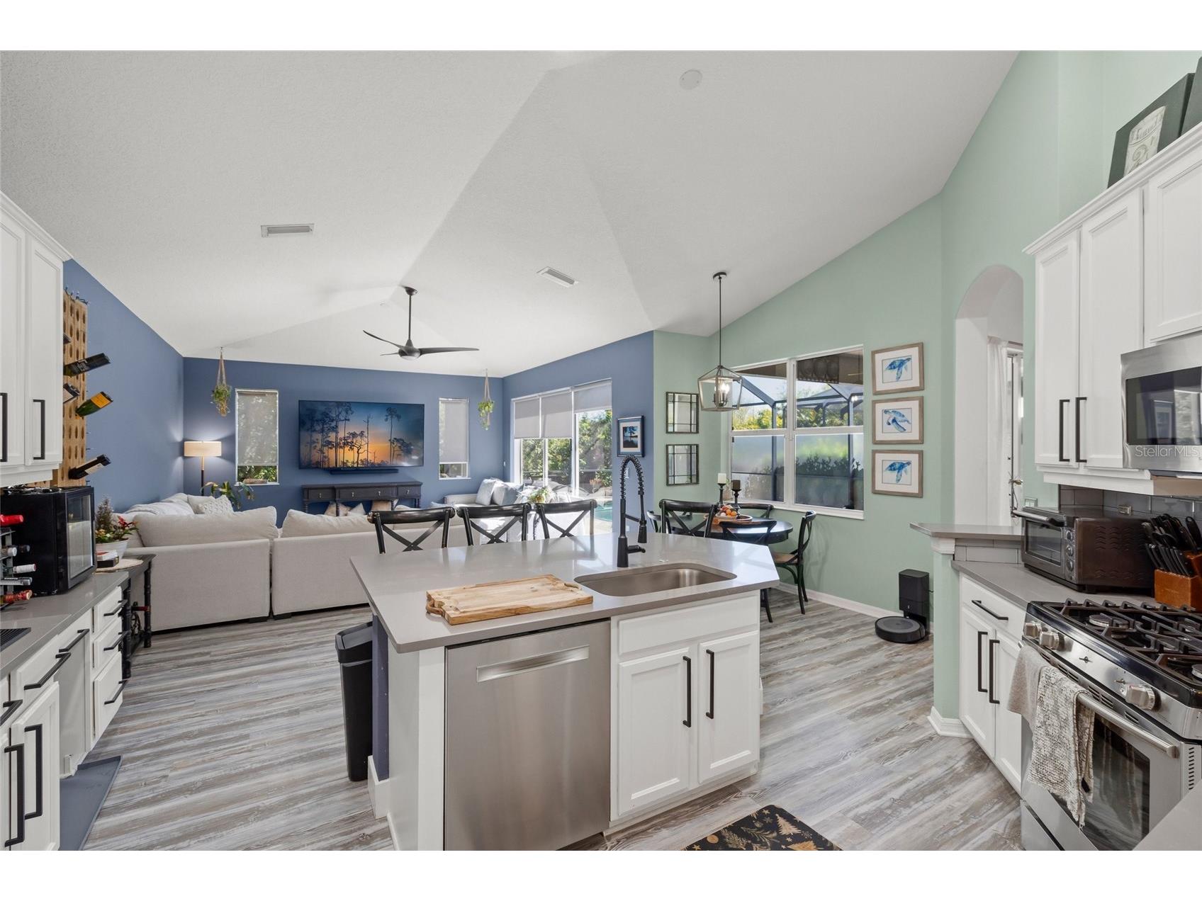 6723 Tailfeather Way Bradenton FL 34203 A4681247 image13