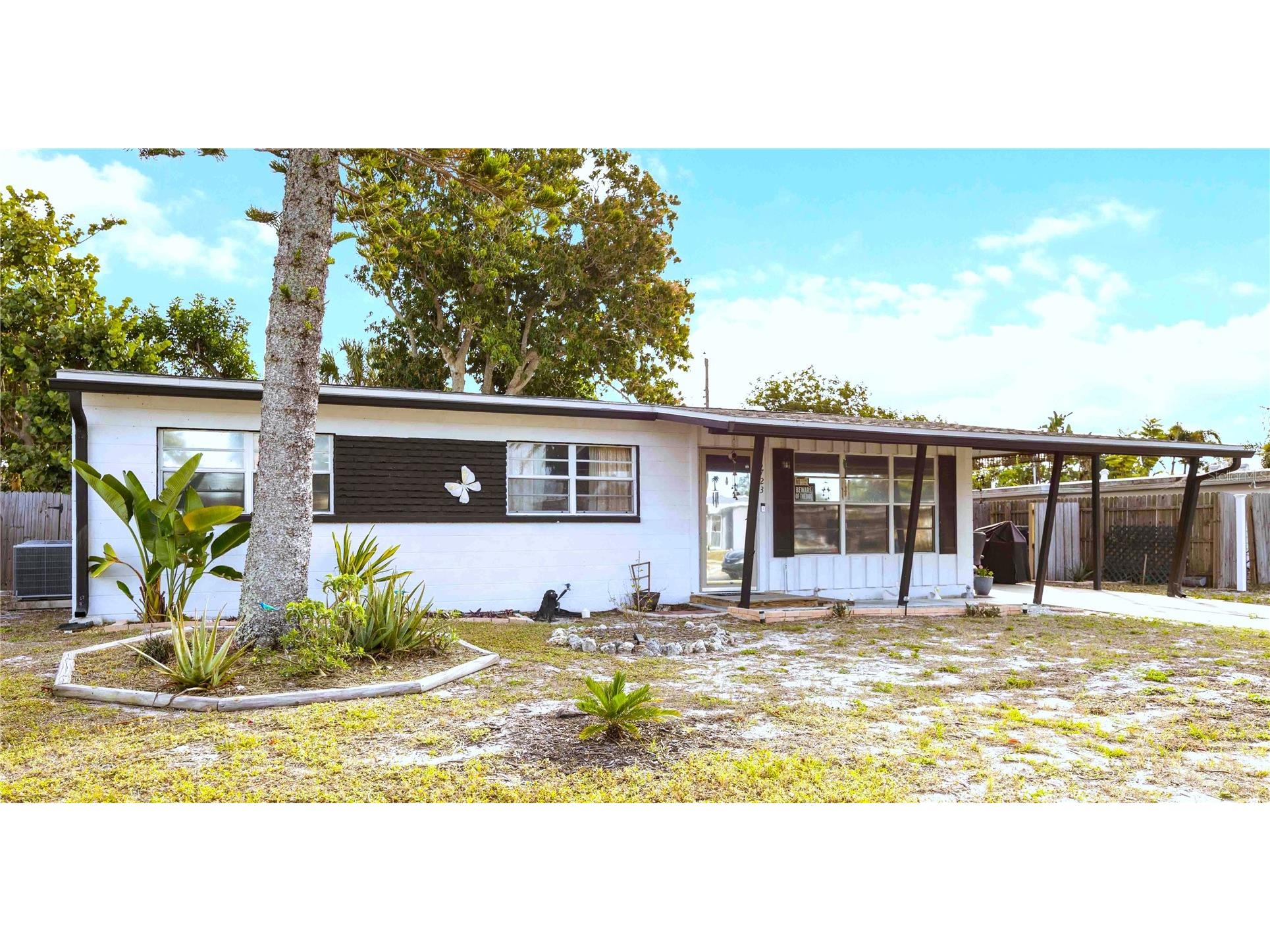 6723 Washington Place Bradenton FL 34207 A4679660 image1