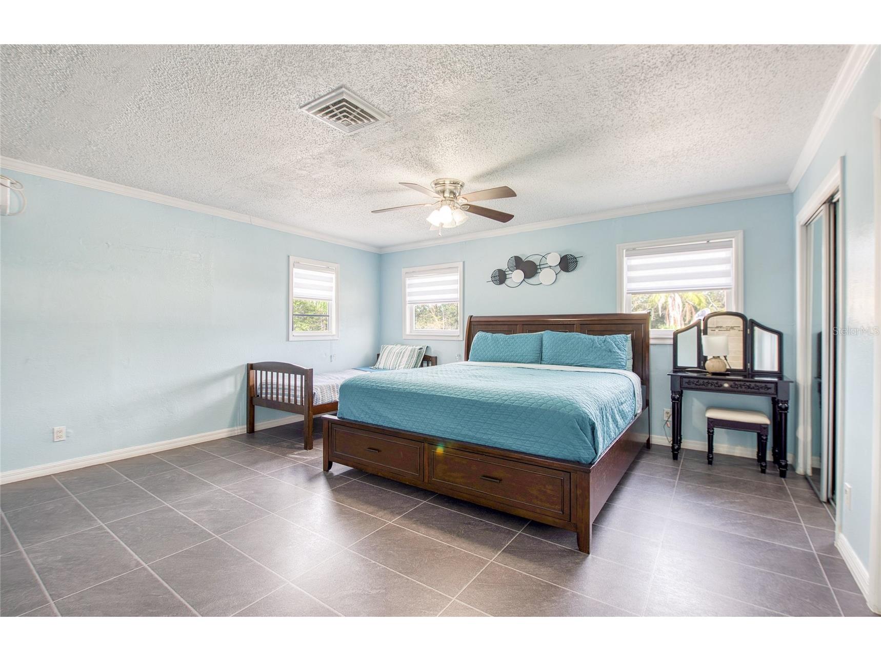 6724 77th Avenue N Pinellas Park FL 33781 TB8459769 image21