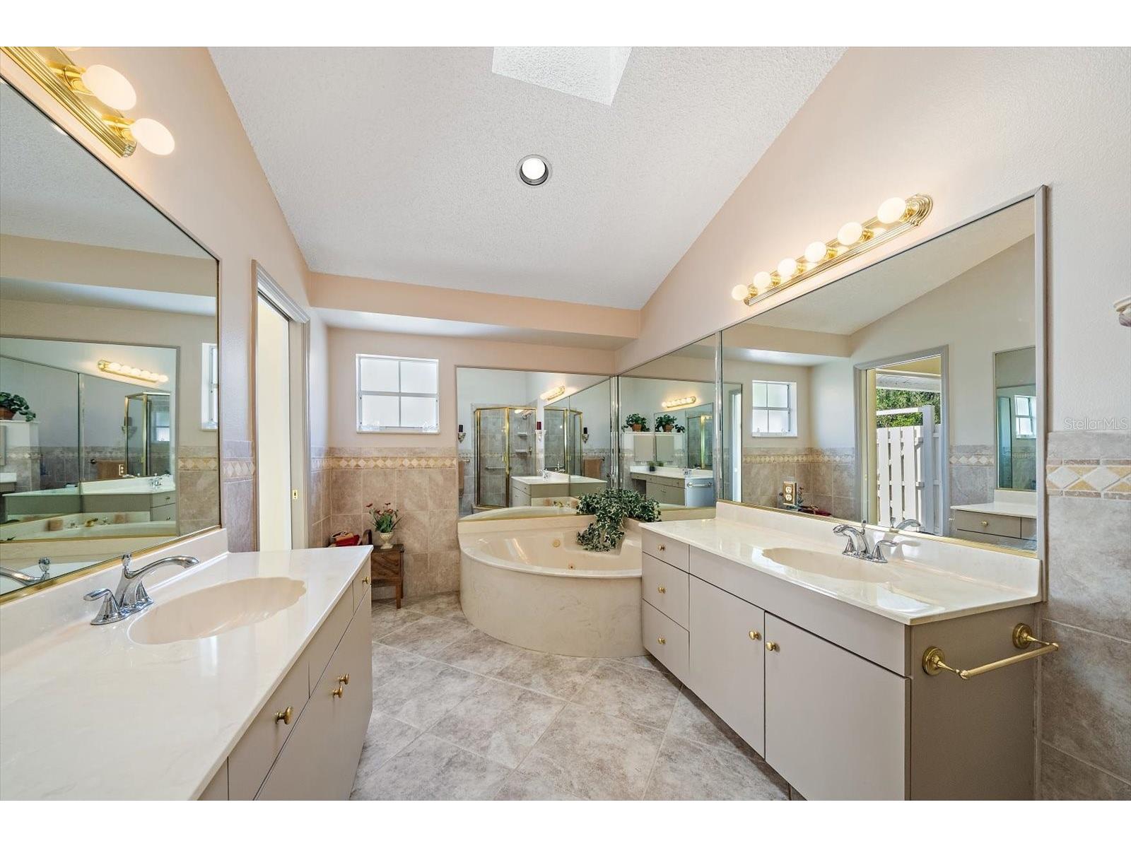 6724 Approach Road #3 Sarasota FL 34238 A4691568 image18