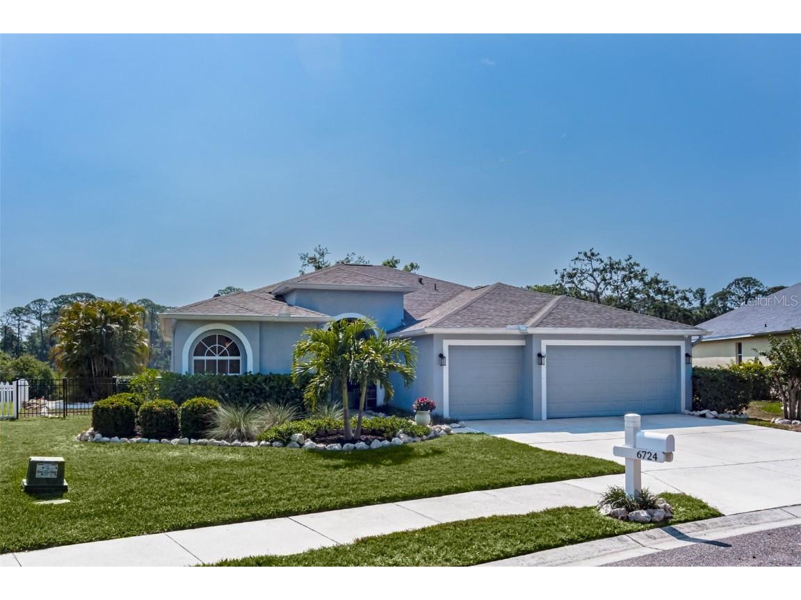 6724 Bobby Jones Court Palmetto FL 34221 A4567775 image1