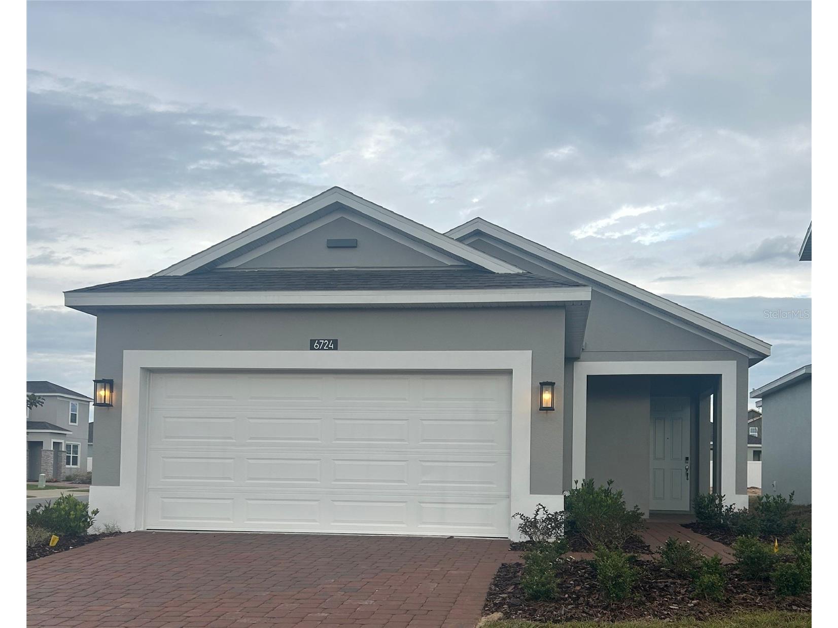 6724 Golden Eagle Boulevard Howey In The Hills FL 34737 O6365289 image1