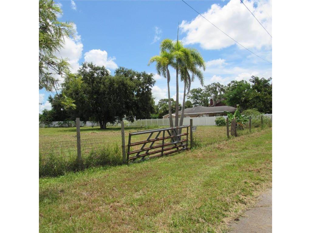 6725 Quonset Road Bradenton FL 34203 A4661467 image2