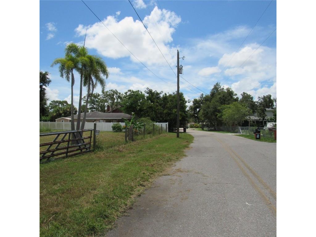 6725 Quonset Road Bradenton FL 34203 A4661467 image4