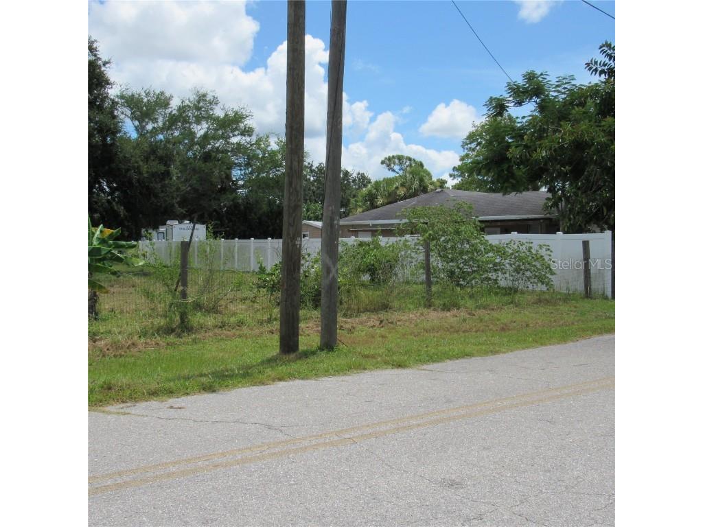 6725 Quonset Road Bradenton FL 34203 A4661467 image9