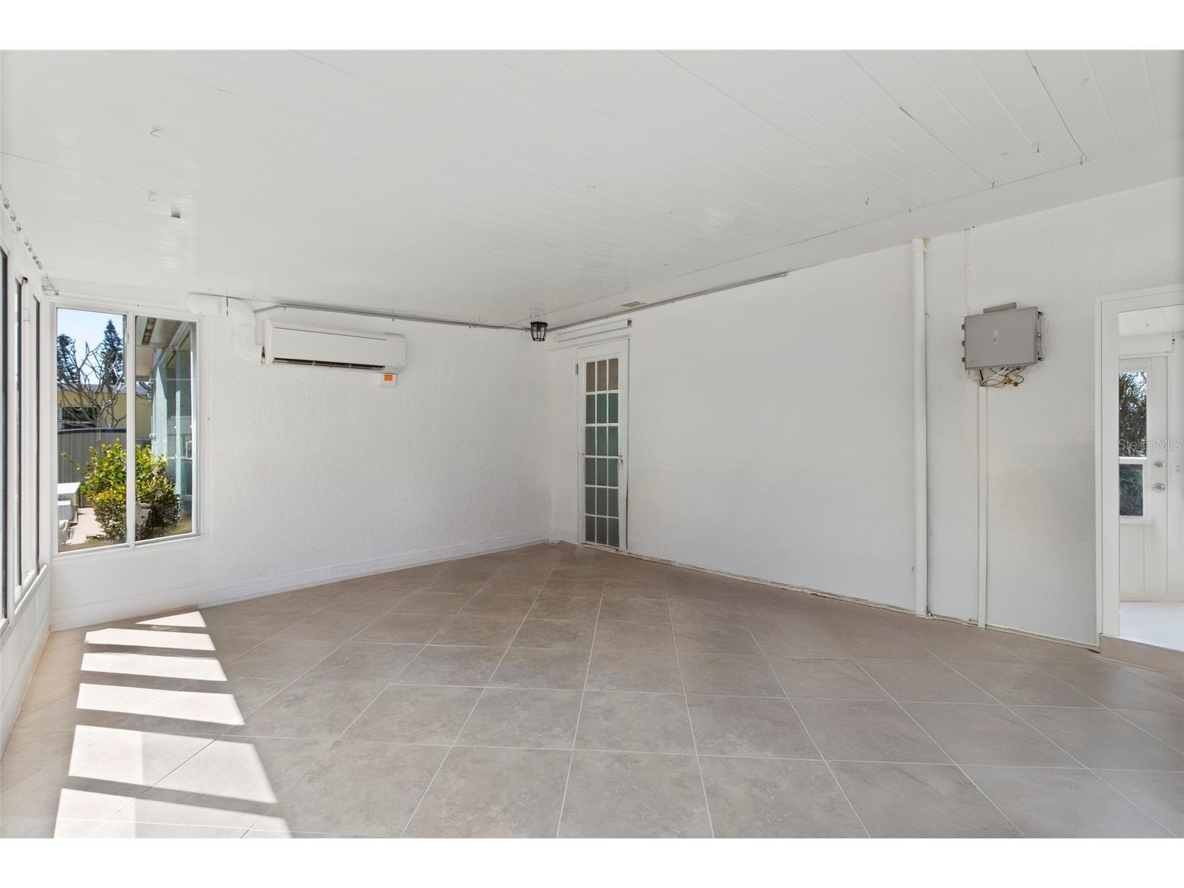 6725 Roxbury Drive Sarasota FL 34231 A4682016 image14