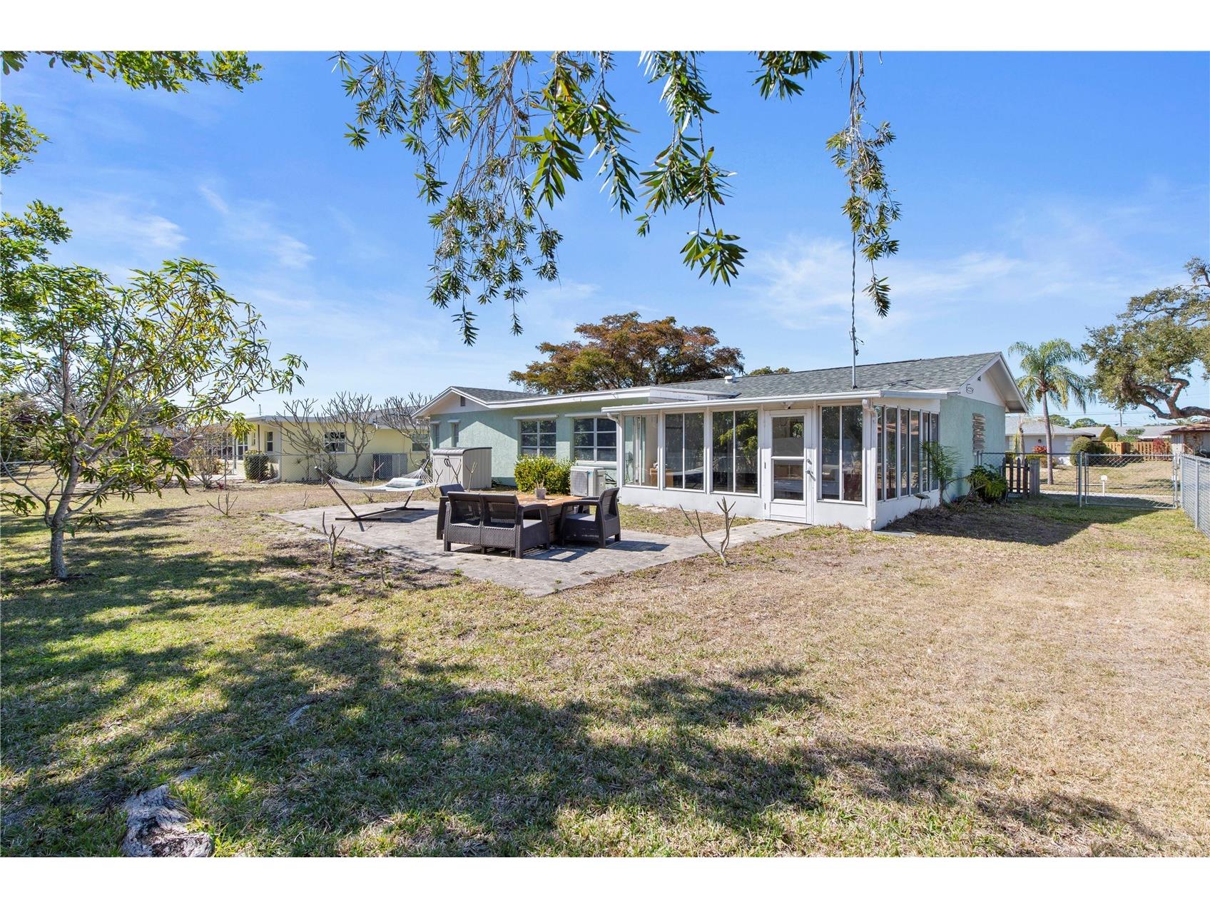 6725 Roxbury Drive Sarasota FL 34231 A4682016 image16