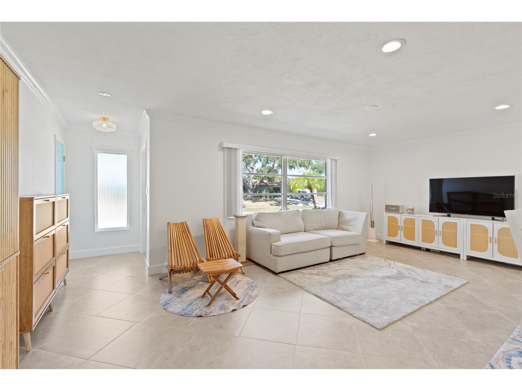 6725 Roxbury Drive Sarasota FL 34231 A4682016 image3