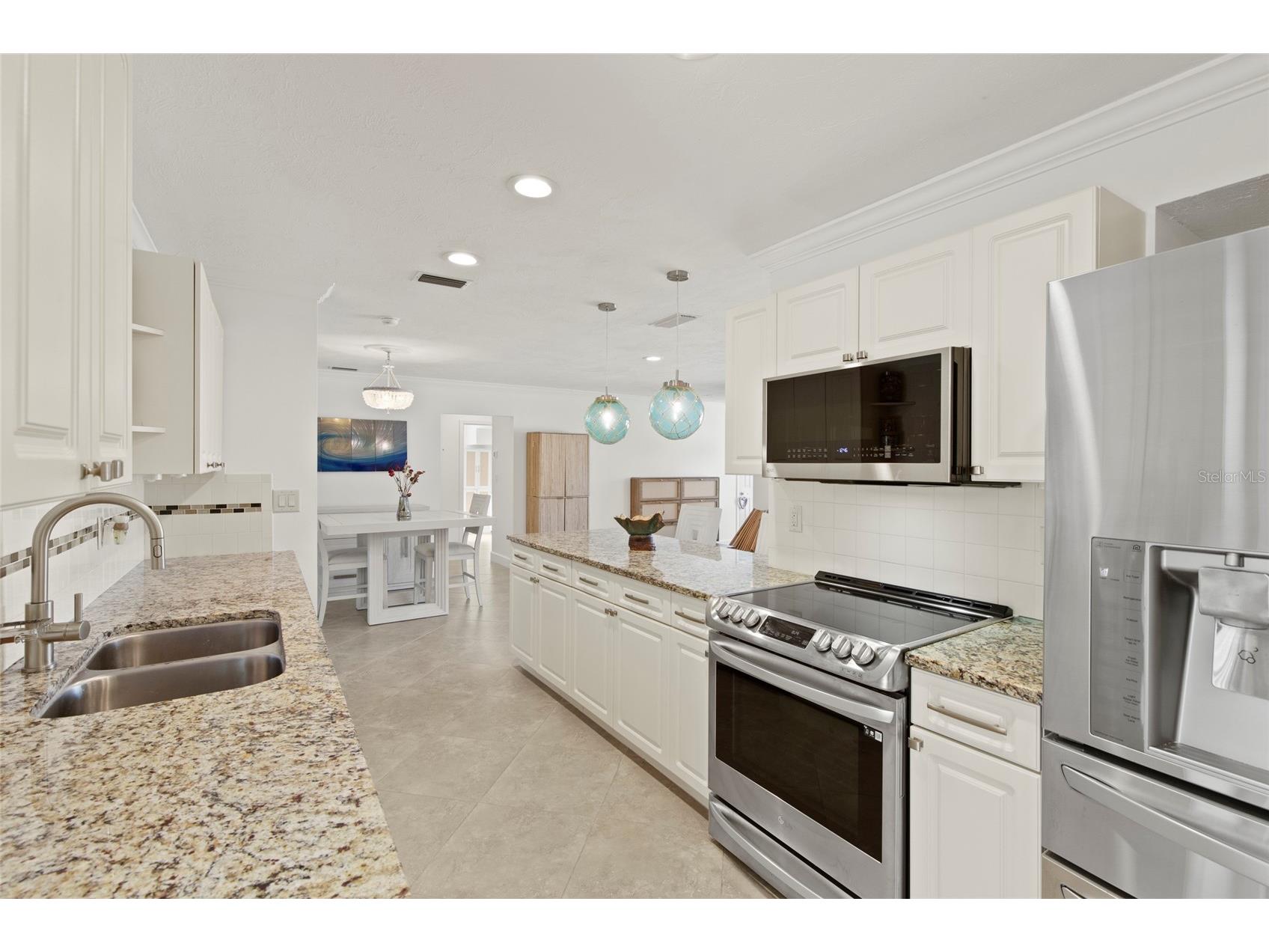 6725 Roxbury Drive Sarasota FL 34231 A4682016 image7