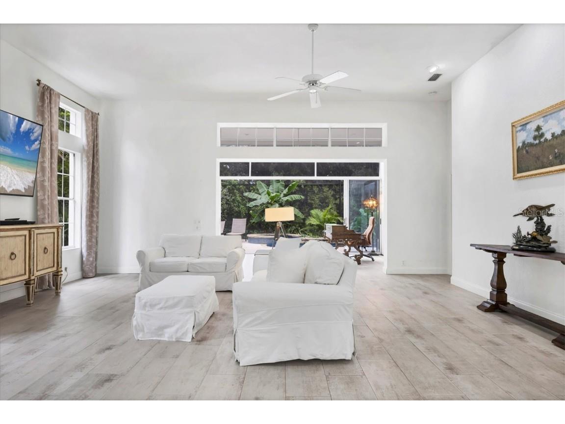 6725 Virginia Crossing University Park FL 34201 A4664532 image12