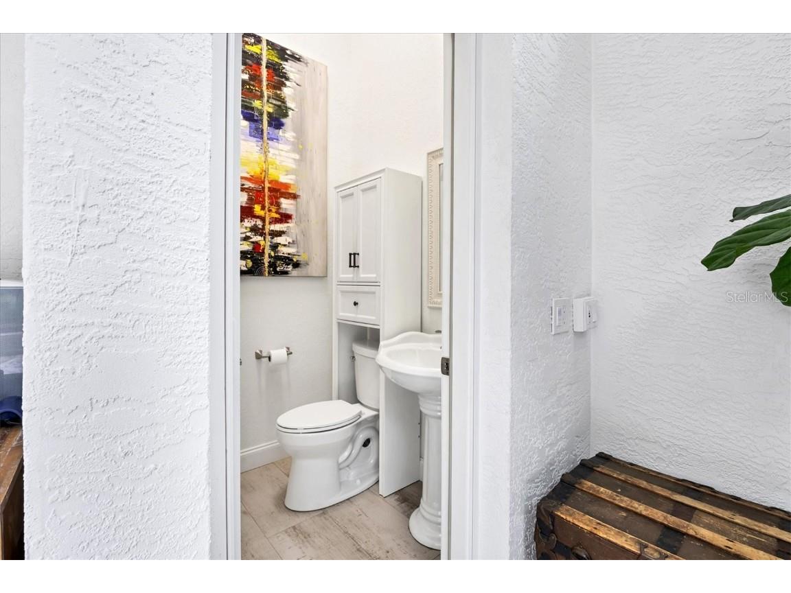 6725 Virginia Crossing University Park FL 34201 A4664532 image36