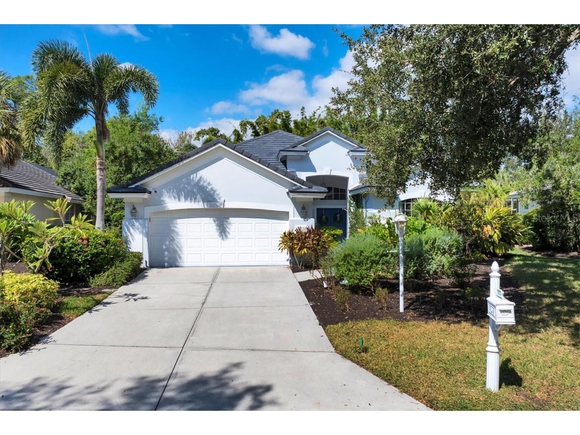 6725 Virginia Crossing University Park FL 34201 A4664532 image46