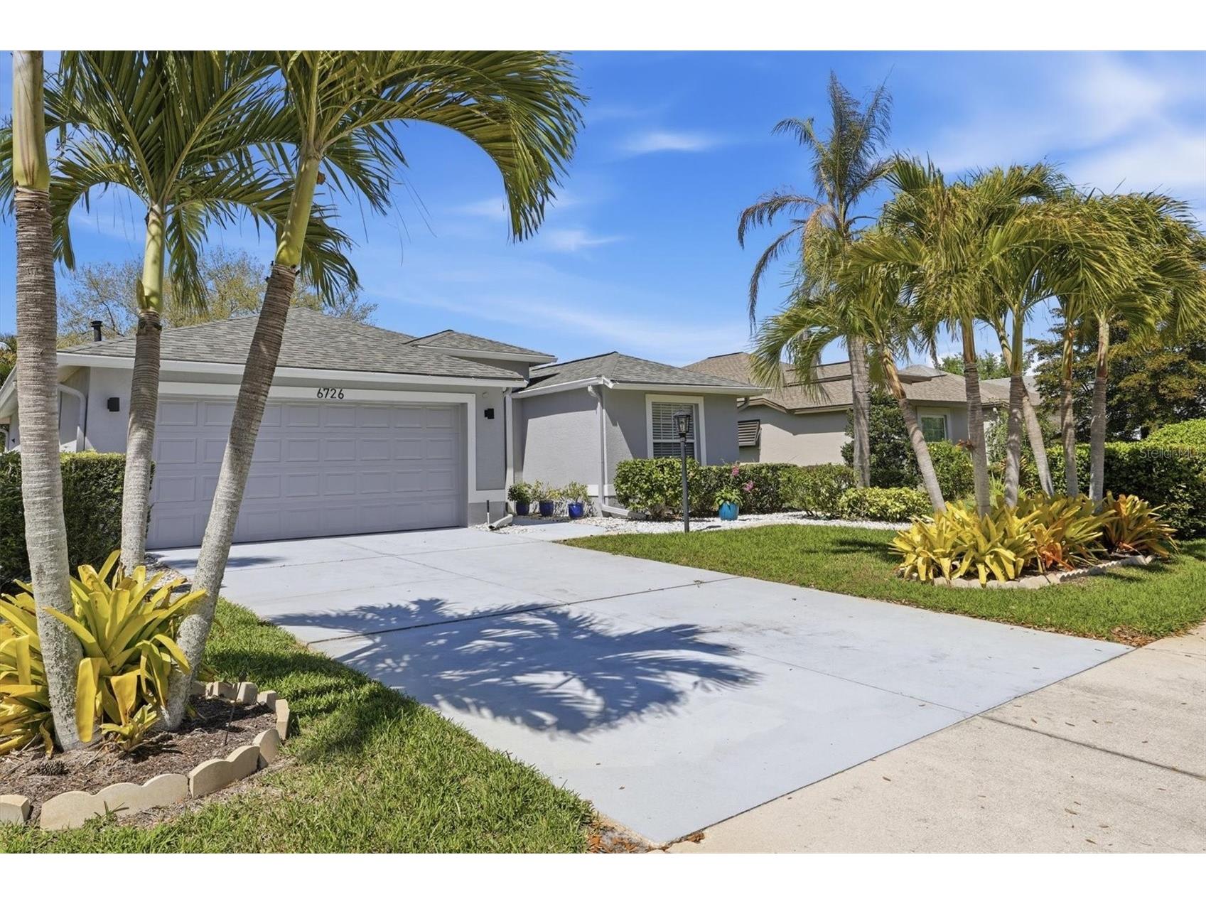 6726 W Country Club Lane Sarasota FL 34243 A4686098 image1