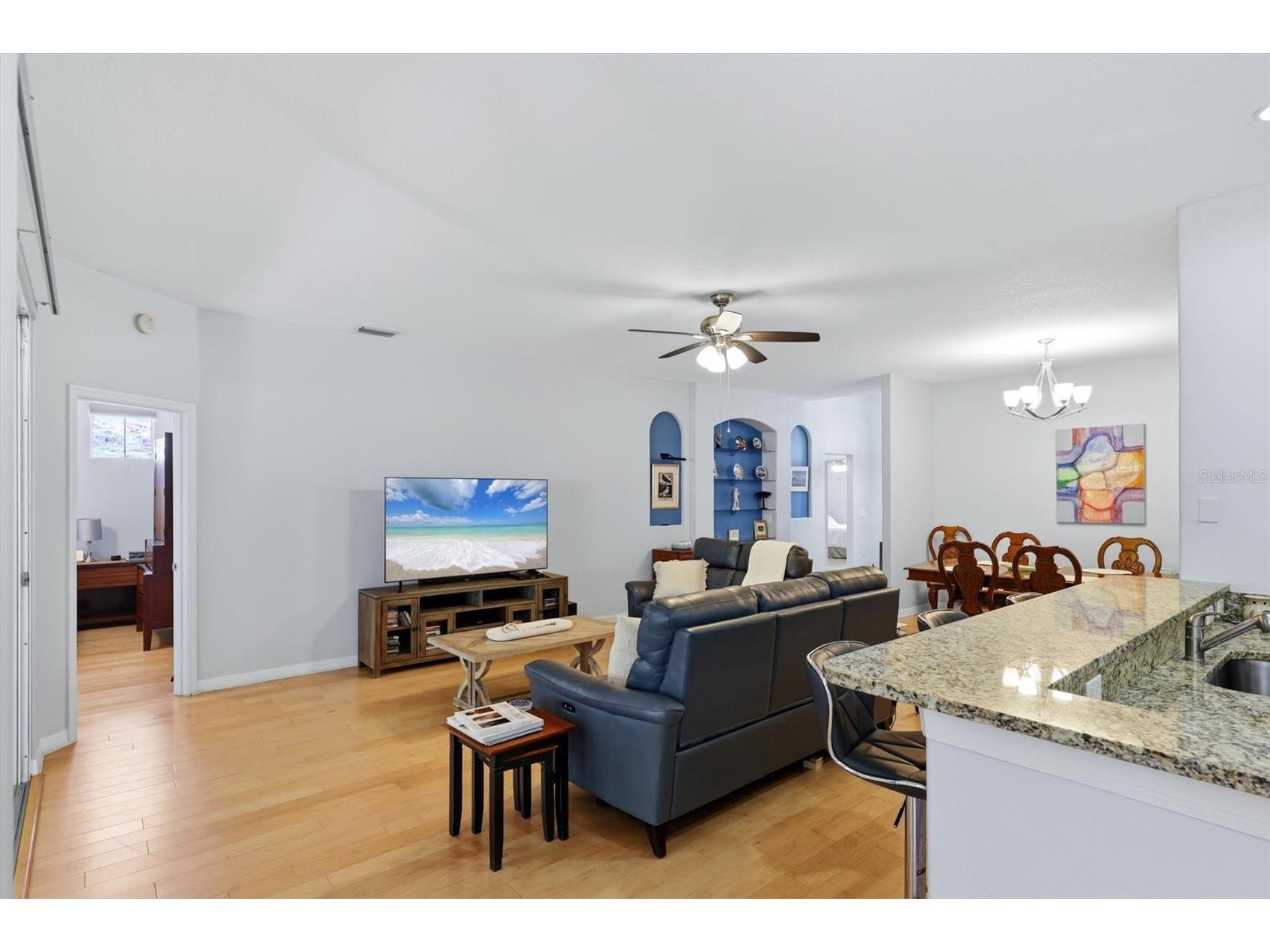 6726 W Country Club Lane Sarasota FL 34243 A4686098 image11