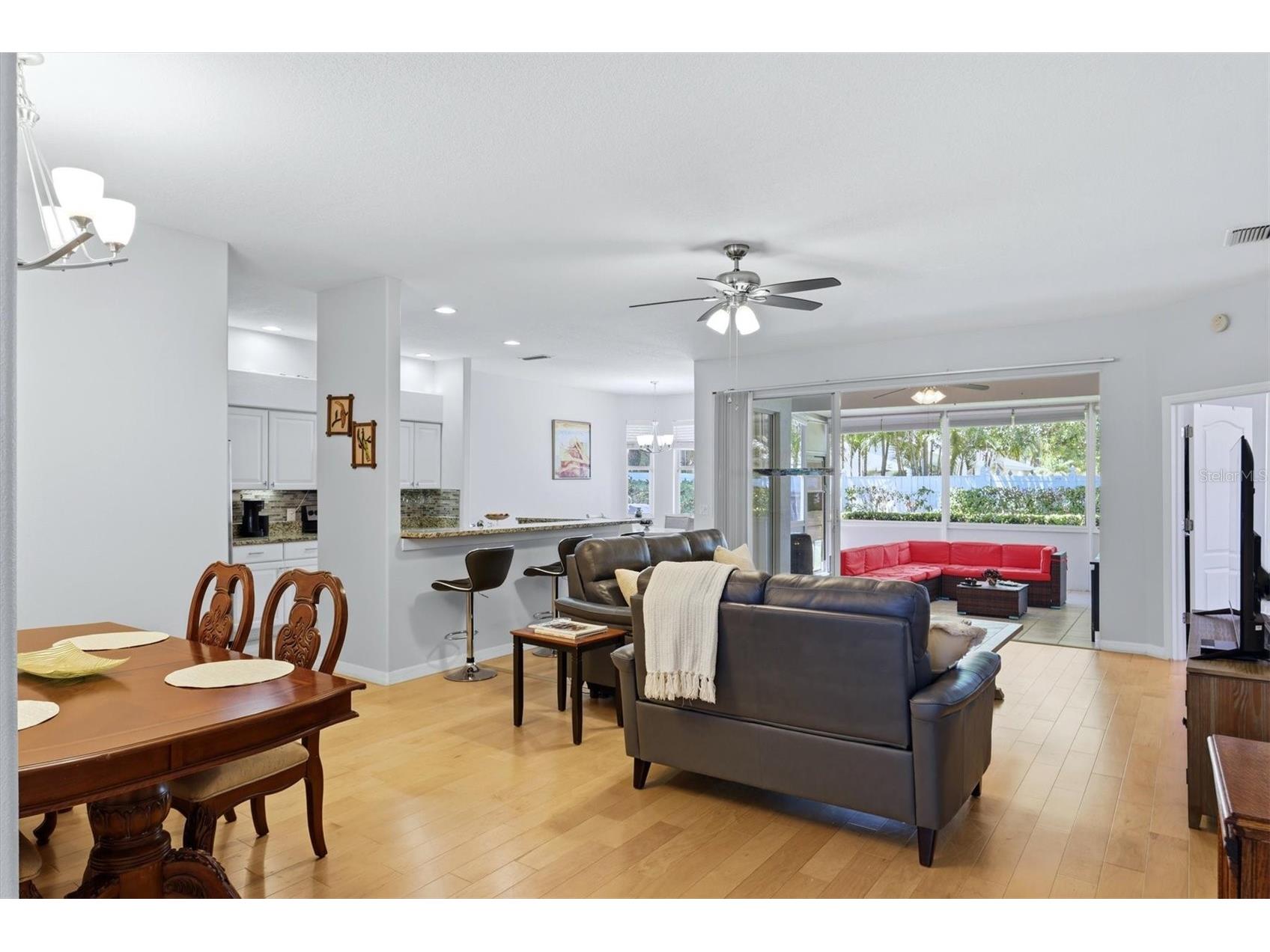 6726 W Country Club Lane Sarasota FL 34243 A4686098 image12