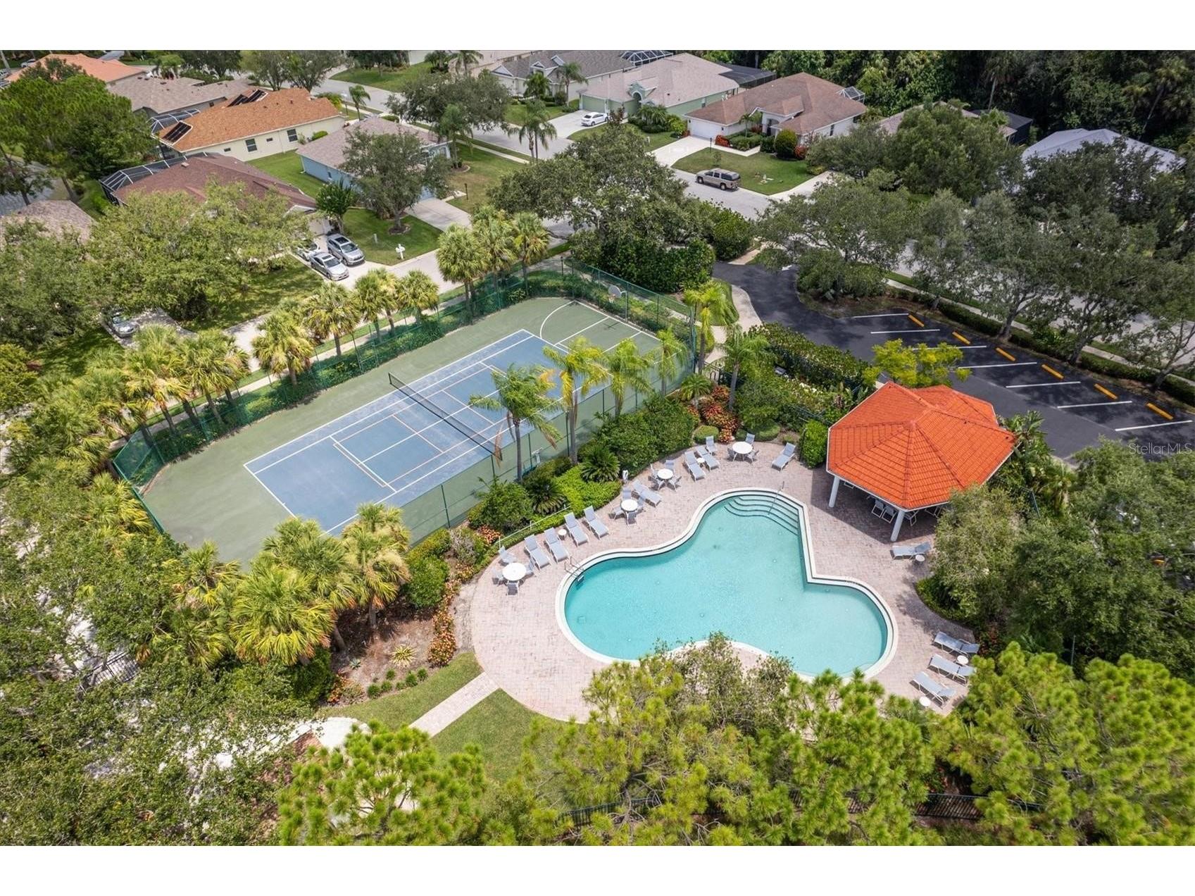 6726 W Country Club Lane Sarasota FL 34243 A4686098 image39