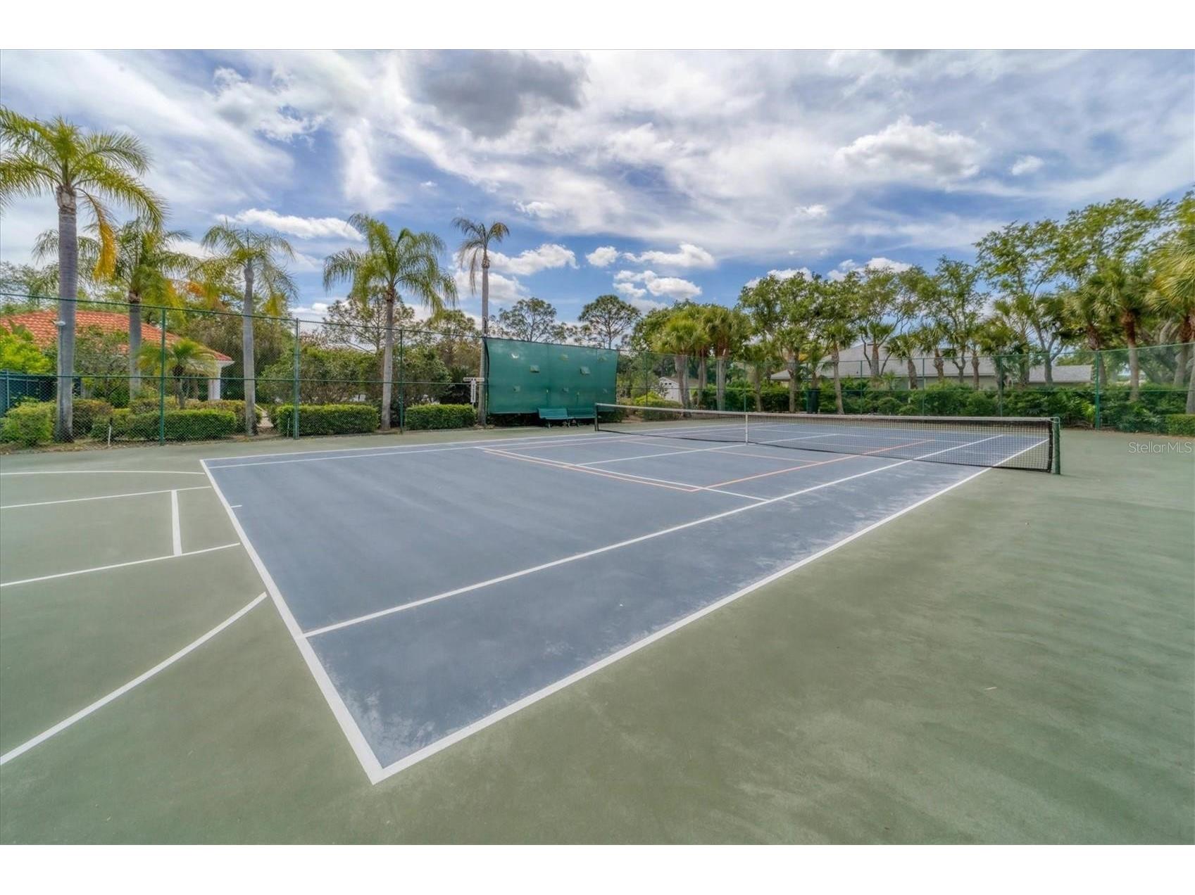6726 W Country Club Lane Sarasota FL 34243 A4686098 image43