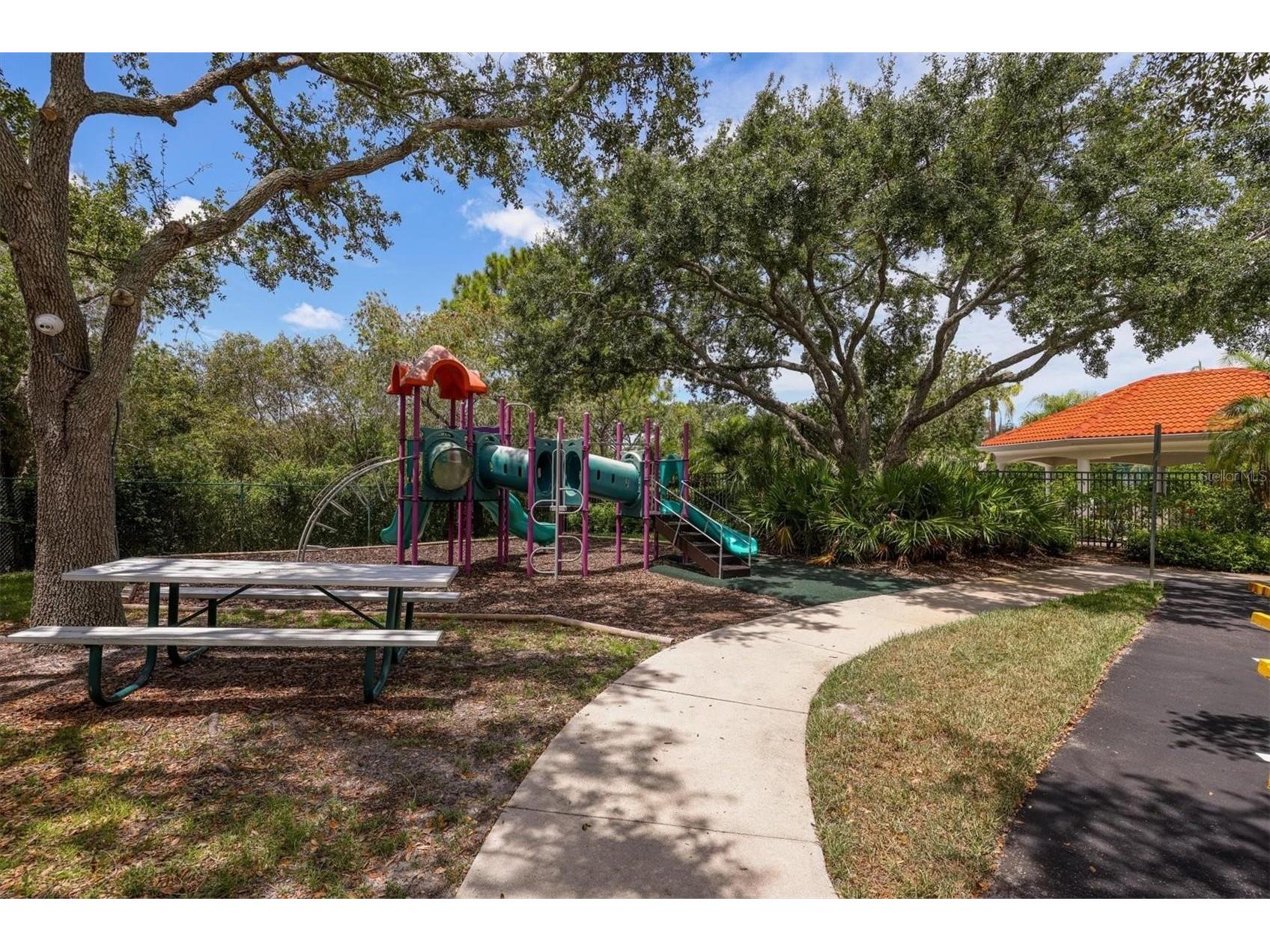 6726 W Country Club Lane Sarasota FL 34243 A4686098 image45