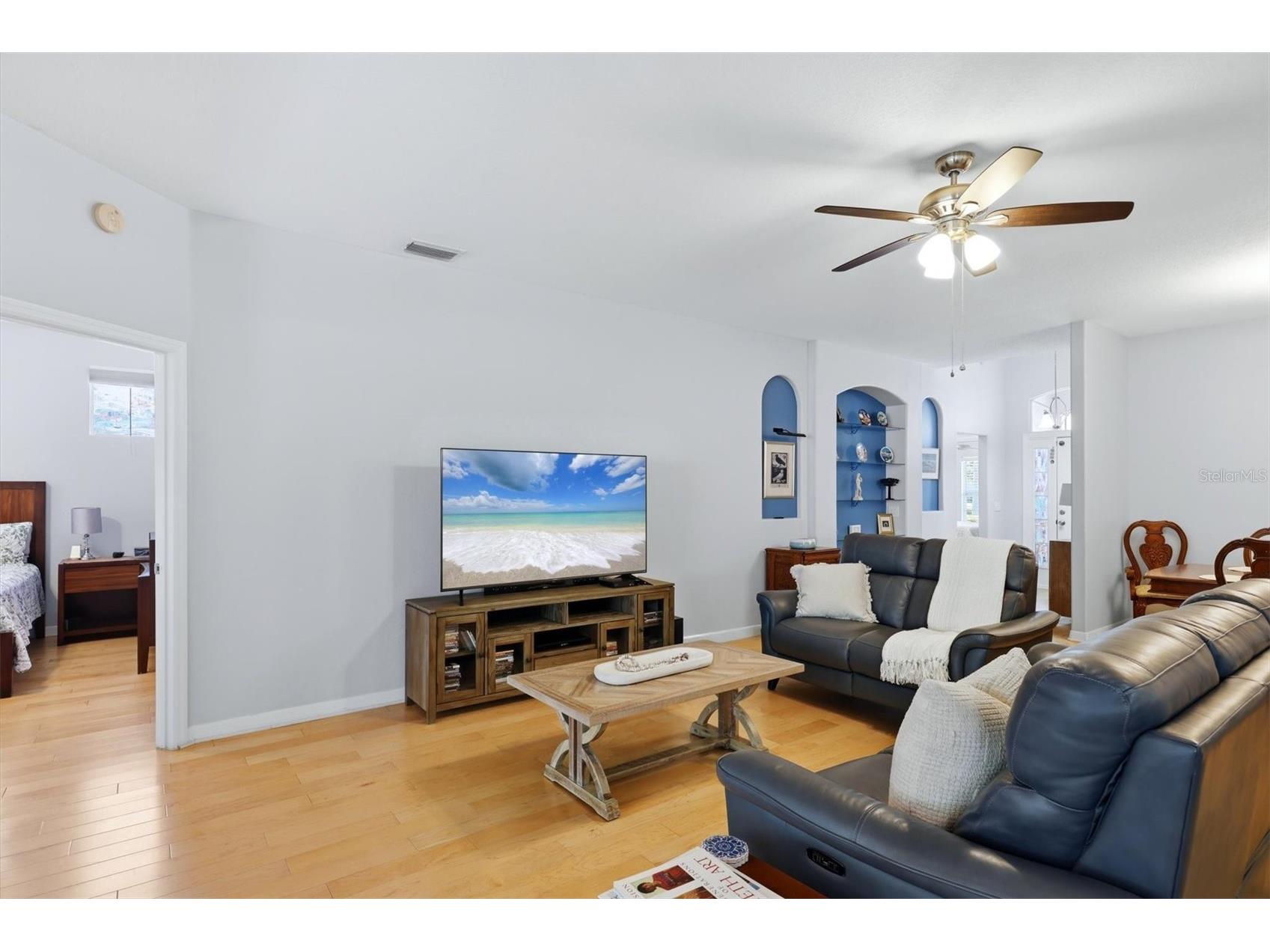6726 W Country Club Lane Sarasota FL 34243 A4686098 image7